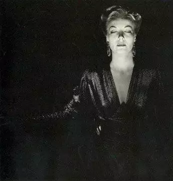 Министерство страха (1943) скачать торрент файл Министерство страха (1943) фильм скачать торрент файл