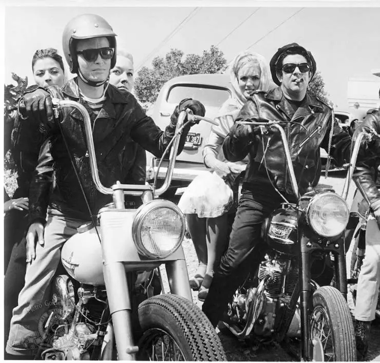 Пляжные тусовщики (1963) скачать торрент бесплатно Пляжные тусовщики (1963) фильм скачать торрент бесплатно