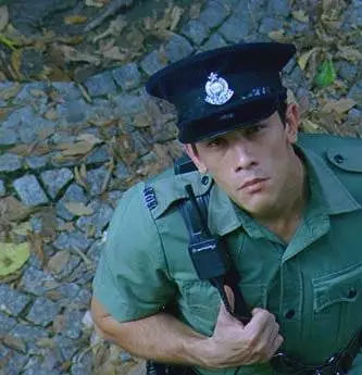 Разноцветные бутоны (2004) скачать торрент бесплатно Разноцветные бутоны (2004) фильм скачать торрент бесплатно