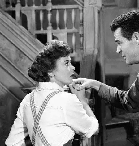 Осторожней, моя милая (1952) скачать торрент бесплатно Осторожней, моя милая (1952) фильм скачать торрент бесплатно