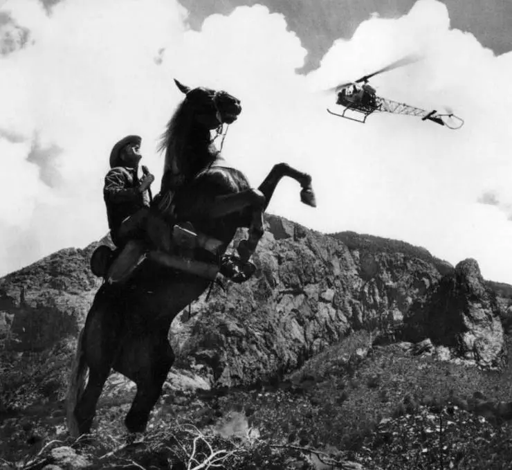 Одинокие отважны (1962) скачать торрент бесплатно Одинокие отважны (1962) фильм скачать торрент бесплатно