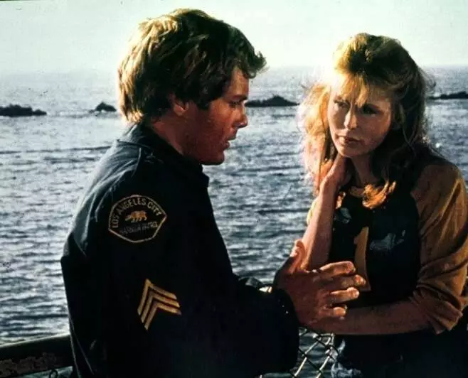 Кровавый пляж (1980) скачать торрент файл Кровавый пляж (1980) фильм скачать торрент файл