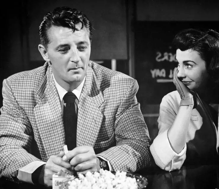 Ангельское лицо (1952) скачать торрент файл Ангельское лицо (1952) фильм скачать торрент файл