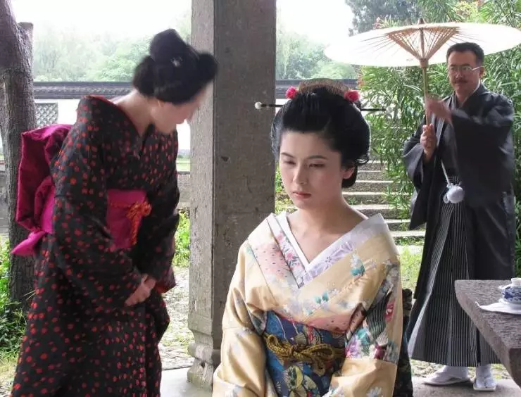 Земля так богата красотой (2014) в хорошем качестве скачать торрент файл Земля так богата красотой (2014) фильм в хорошем качестве скачать торрент файл