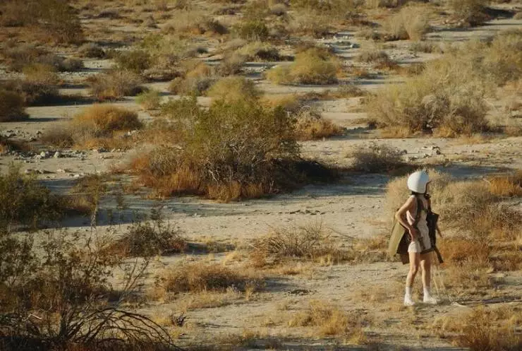 Рожденная в Эвине (2019) скачать торрент файл Рожденная в Эвине (2019) фильм скачать торрент файл