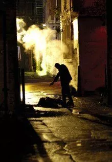 Через реку в Детройт / Across the River to Motor City (2007) сериал скачать через торрет бесплатно в хорошем качестве