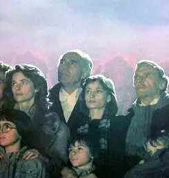 Да здравствует жизнь! (1984) скачать торрент бесплатно Да здравствует жизнь! (1984) фильм скачать торрент бесплатно