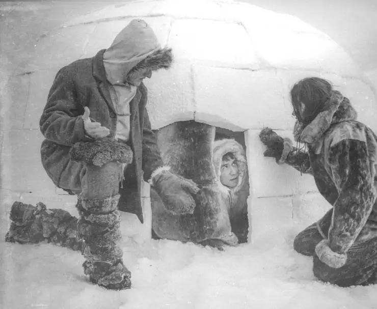 Нанук с Севера (1922) скачать торрент бесплатно Нанук с Севера (1922) фильм скачать торрент бесплатно