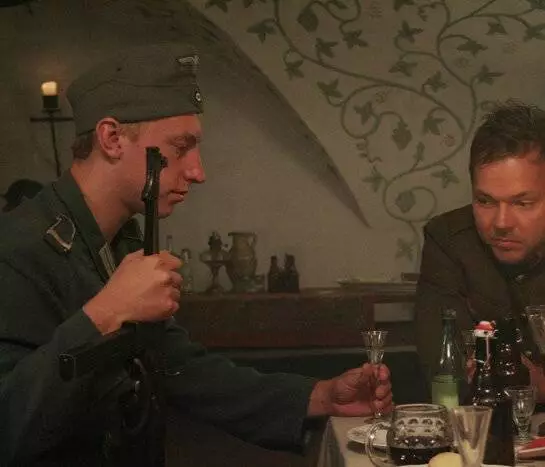 Танец на троих (2011) скачать торрент бесплатно Танец на троих (2011) фильм скачать торрент бесплатно