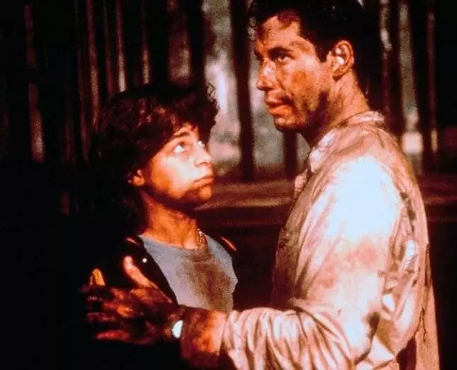 Золотые цепи (1990) в хорошем качестве скачать торрент файл Золотые цепи (1990) фильм в хорошем качестве скачать торрент файл