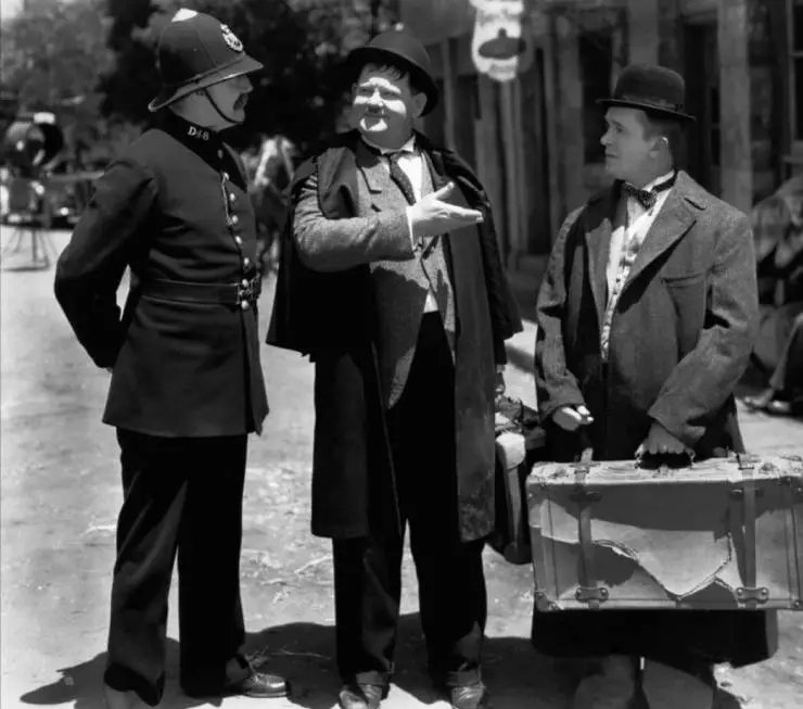 Шотландский корпус (1935) скачать торрент файл Шотландский корпус (1935) фильм скачать торрент файл