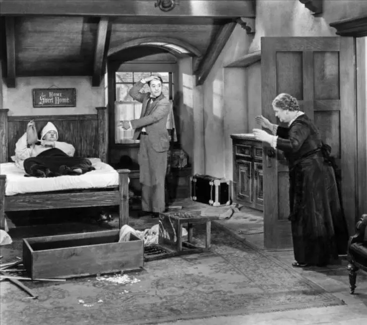 Шотландский корпус (1935) в хорошем качестве скачать торрент файл Шотландский корпус (1935) фильм в хорошем качестве скачать торрент файл