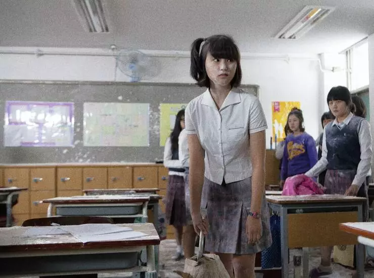 Интхуги (2013) скачать торрент бесплатно Интхуги (2013) фильм скачать торрент бесплатно