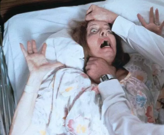 Часы посещения (1982) скачать торрент файл Часы посещения (1982) фильм скачать торрент файл