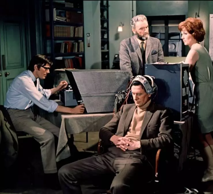 Куотермасс и колодец (1967) в хорошем качестве скачать торрент файл Куотермасс и колодец (1967) фильм в хорошем качестве скачать торрент файл