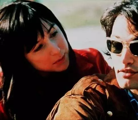 Ангел (2001) скачать торрент бесплатно Ангел (2001) фильм скачать торрент бесплатно