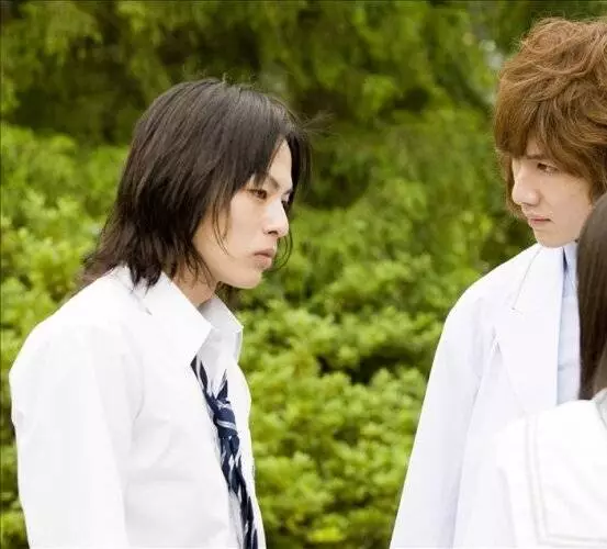 Цветочный демон (2010) в хорошем качестве скачать торрент файл Цветочный демон (2010) фильм в хорошем качестве скачать торрент файл