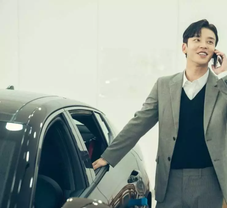 Красный шарик (2022) скачать торрент бесплатно Красный шарик (2022) сериал скачать торрент бесплатно