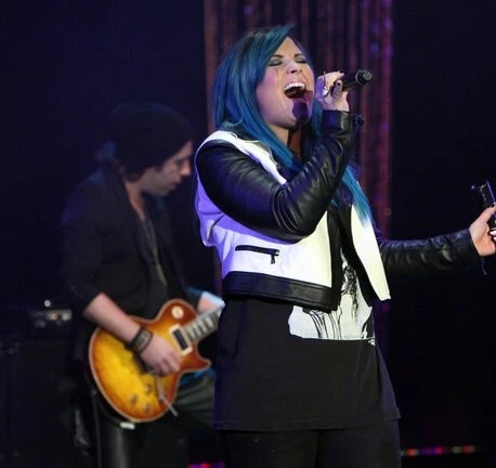 Эллен: Шоу Эллен ДеДженерес (2003) скачать торрент файл Эллен: Шоу Эллен ДеДженерес (2003) сериал скачать торрент файл