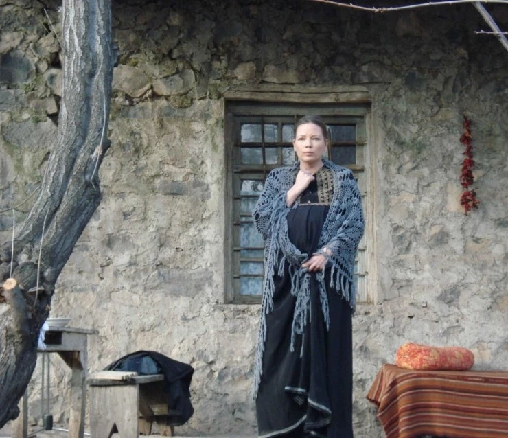 Сплетенные параллели (2009) скачать торрент бесплатно Сплетенные параллели (2009) фильм скачать торрент бесплатно