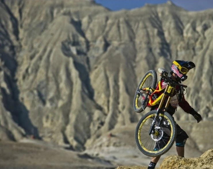 Там, где заканчивается тропа (2012) скачать торрент файл Там, где заканчивается тропа (2012) фильм скачать торрент файл