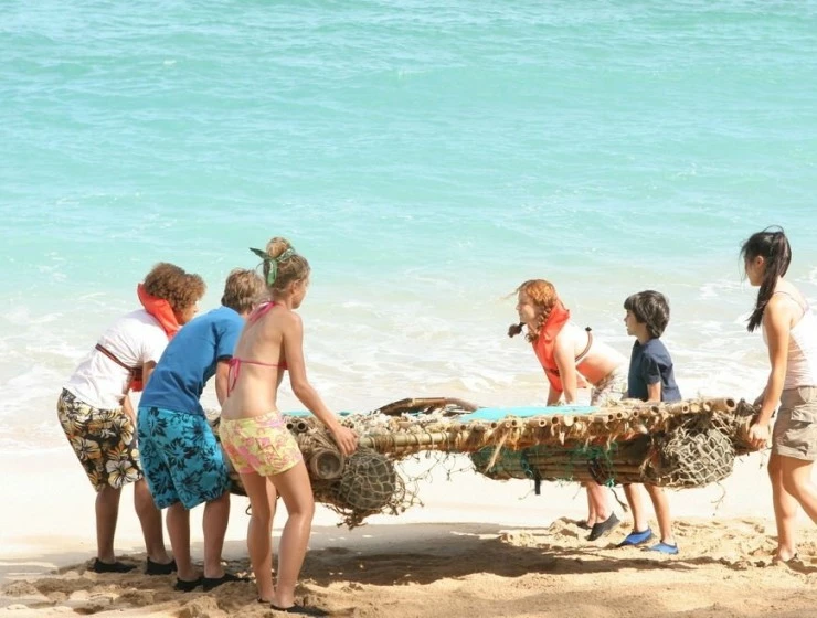 Затерянные на острове (2005) в хорошем качестве скачать торрент файл Затерянные на острове (2005) сериал в хорошем качестве скачать торрент файл