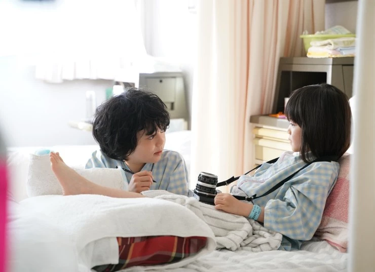 На 1 секунду впереди, на 1 секунду позади (2023) скачать торрент файл На 1 секунду впереди, на 1 секунду позади (2023) фильм скачать торрент файл