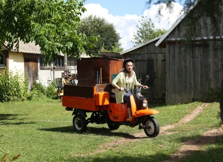 Танюшка (2024) скачать торрент бесплатно Танюшка (2024) сериал скачать торрент бесплатно