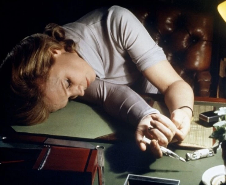 Прикосновение медузы (1978) в хорошем качестве скачать торрент файл Прикосновение медузы (1978) фильм в хорошем качестве скачать торрент файл