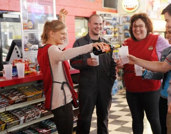 Счастливая семерка (2013) скачать торрент бесплатно Счастливая семерка (2013) сериал скачать торрент бесплатно