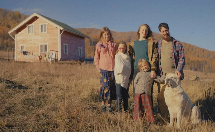 Земля больших возможностей (2022) скачать торрент файл Земля больших возможностей (2022) сериал скачать торрент файл