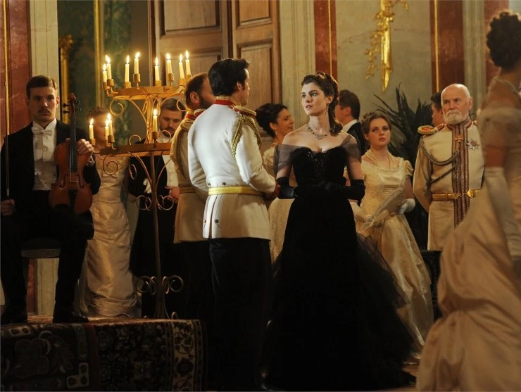 Анна Каренина (2013) в хорошем качестве скачать торрент файл Анна Каренина (2013) сериал в хорошем качестве скачать торрент файл