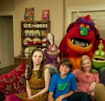 Я и мои монстры (2010) скачать торрент бесплатно Я и мои монстры (2010) сериал скачать торрент бесплатно