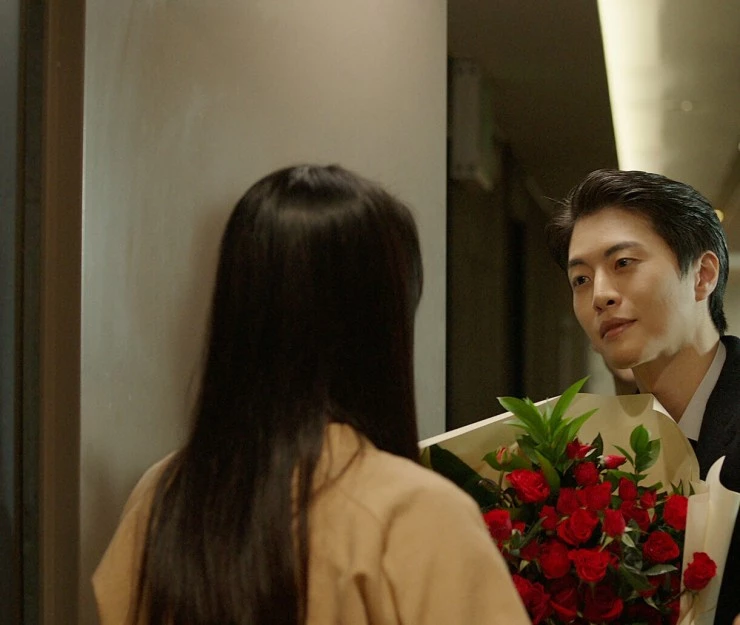 Под твоей кроватью (2023) скачать торрент бесплатно Под твоей кроватью (2023) фильм скачать торрент бесплатно