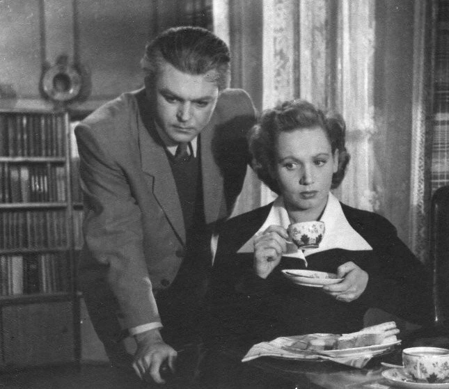 Об этом забывать нельзя (1954) в хорошем качестве скачать торрент файл Об этом забывать нельзя (1954) фильм в хорошем качестве скачать торрент файл