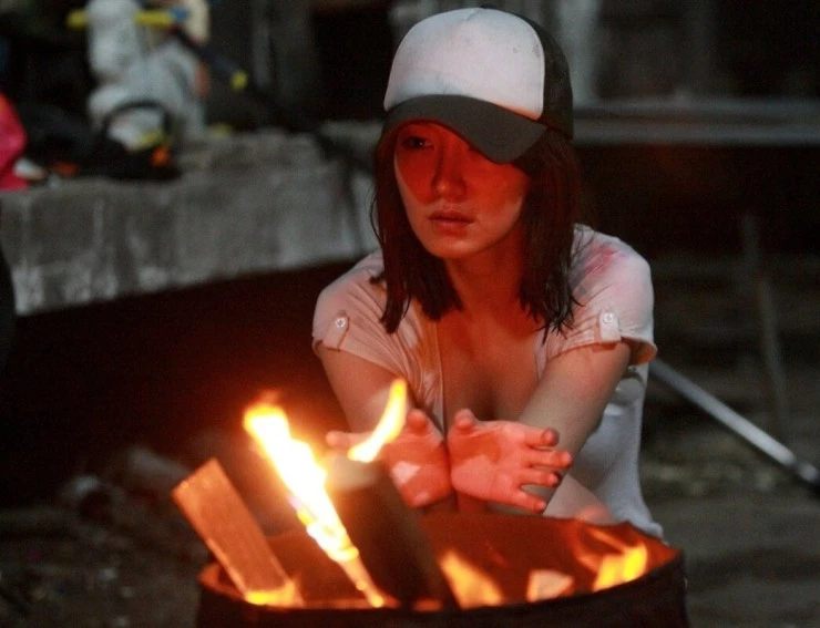 Заброшенный дом (2010) в хорошем качестве скачать торрент файл Заброшенный дом (2010) фильм в хорошем качестве скачать торрент файл