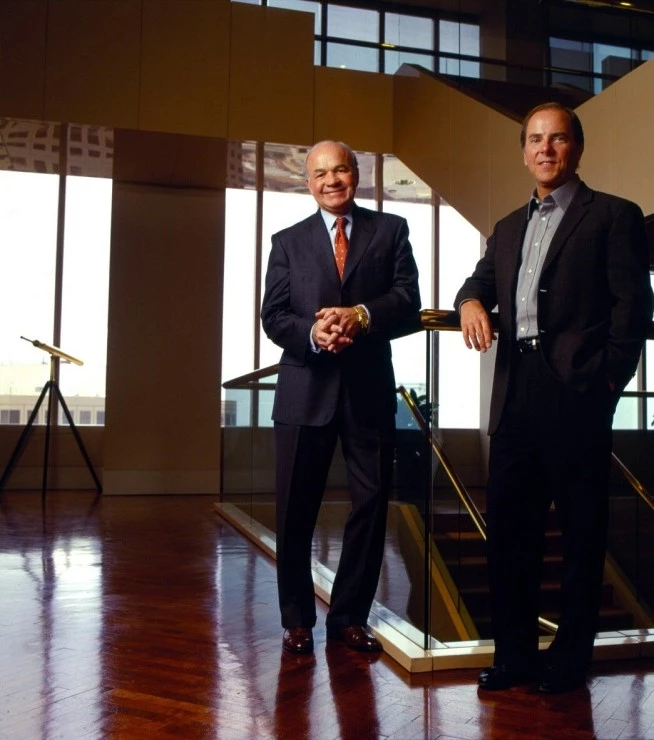 Энрон: Самые смышленые парни в комнате (2005) в хорошем качестве скачать торрент файл Энрон: Самые смышленые парни в комнате (2005) фильм в хорошем качестве скачать торрент файл