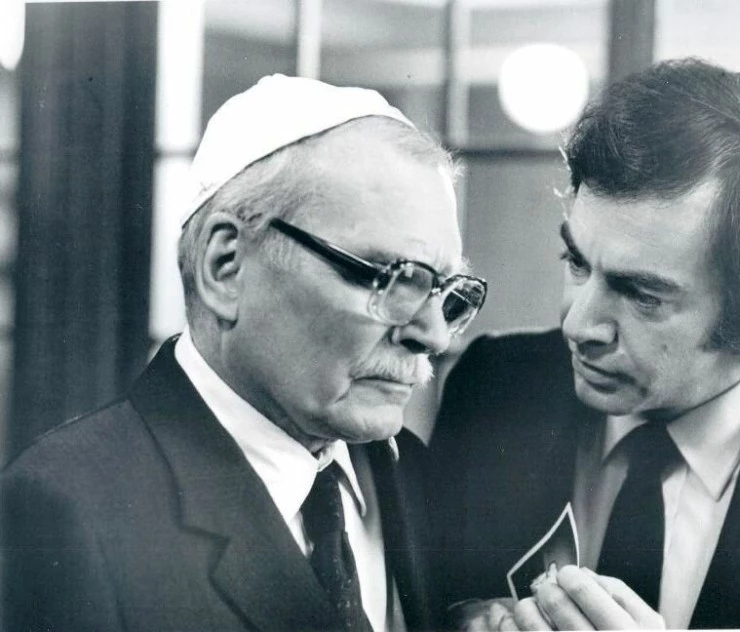 Певец джаза (1980) скачать торрент бесплатно Певец джаза (1980) фильм скачать торрент бесплатно