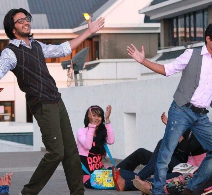 Ф.А.Л.Т.У. (2011) в хорошем качестве скачать торрент файл Ф.А.Л.Т.У. (2011) фильм в хорошем качестве скачать торрент файл