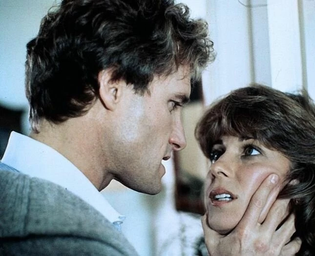 Крик о помощи (1984) в хорошем качестве скачать торрент файл Крик о помощи (1984) фильм в хорошем качестве скачать торрент файл