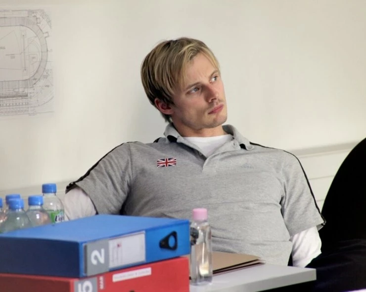 Быстрые девушки (2012) скачать торрент бесплатно Быстрые девушки (2012) фильм скачать торрент бесплатно