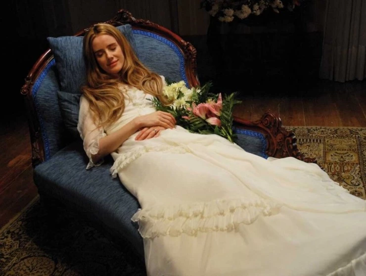 Странный случай Анжелики (2010) скачать торрент файл Странный случай Анжелики (2010) фильм скачать торрент файл