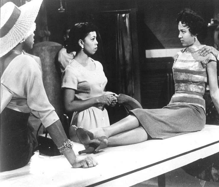 Кармен Джонс (1954) скачать торрент бесплатно Кармен Джонс (1954) фильм скачать торрент бесплатно