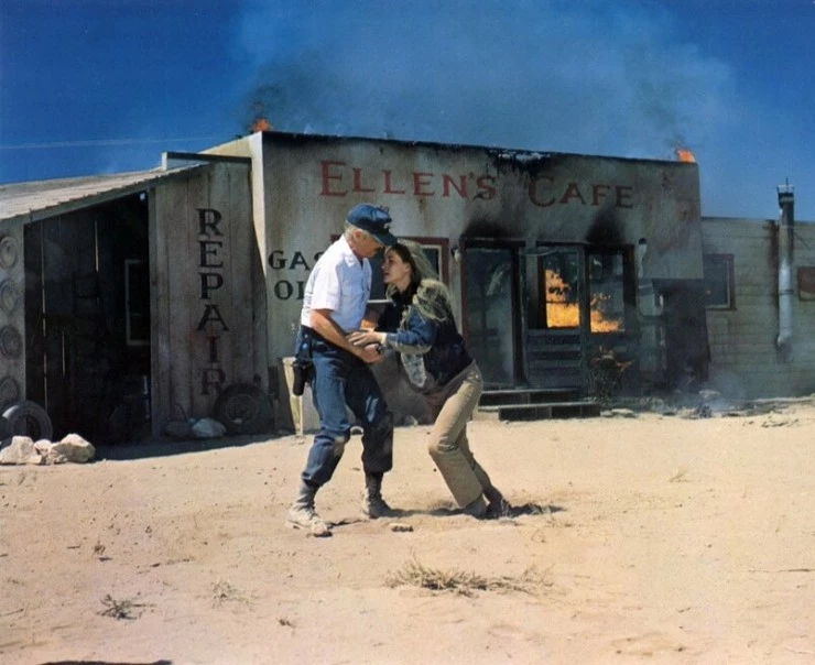 Долина проклятий (1977) в хорошем качестве скачать торрент файл Долина проклятий (1977) фильм в хорошем качестве скачать торрент файл