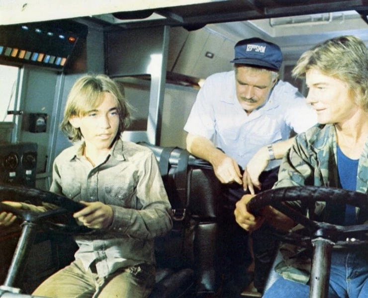 Долина проклятий (1977) скачать торрент бесплатно Долина проклятий (1977) фильм скачать торрент бесплатно