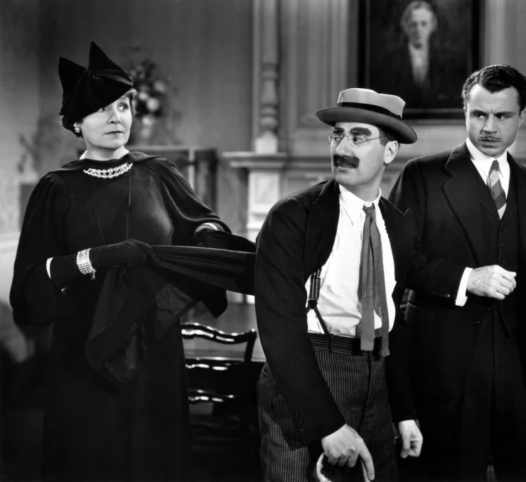 День на скачках (1937) скачать торрент файл День на скачках (1937) фильм скачать торрент файл