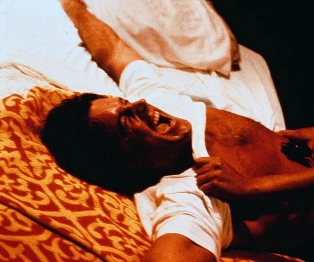 Гробница (1986) в хорошем качестве скачать торрент файл Гробница (1986) фильм в хорошем качестве скачать торрент файл