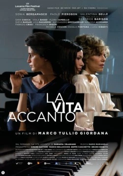 Далекие близкие / La vita accanto (2024) фильм скачать через торрет бесплатно в хорошем качестве