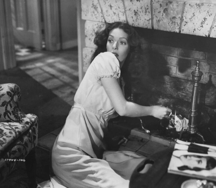 Обвиняемая (1949) скачать торрент файл Обвиняемая (1949) фильм скачать торрент файл