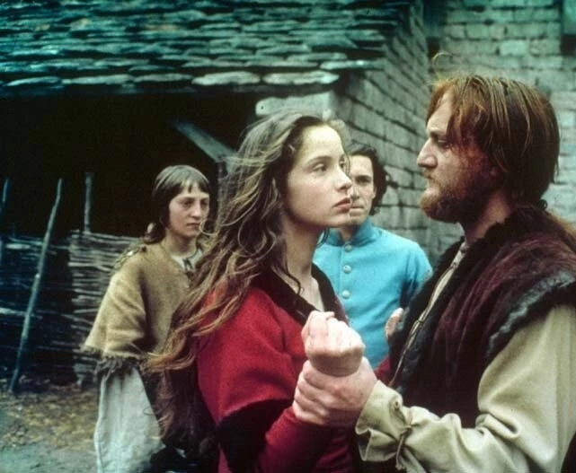 Страсти по Беатрис (1987) скачать торрент файл Страсти по Беатрис (1987) фильм скачать торрент файл